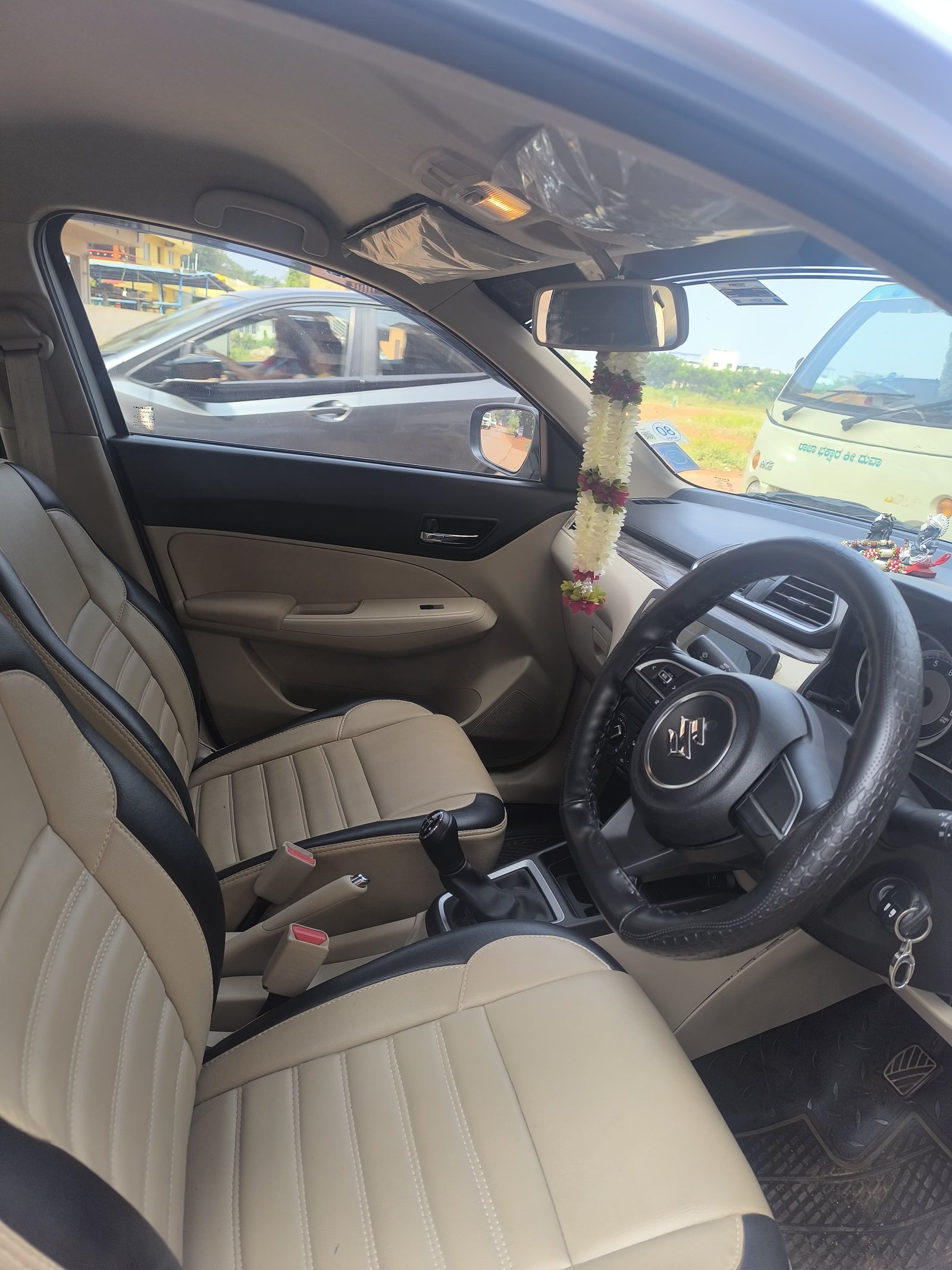 Comfortable sedan taxi service Hubli